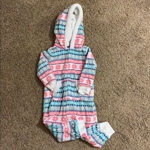 18 month winter body suit. like new